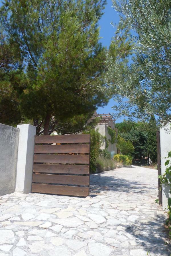 Chez Nous Cassis Bed & Breakfast Dış mekan fotoğraf